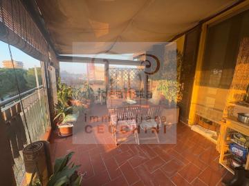 Appartamento in vendita di 140 m² in Via Carbonari