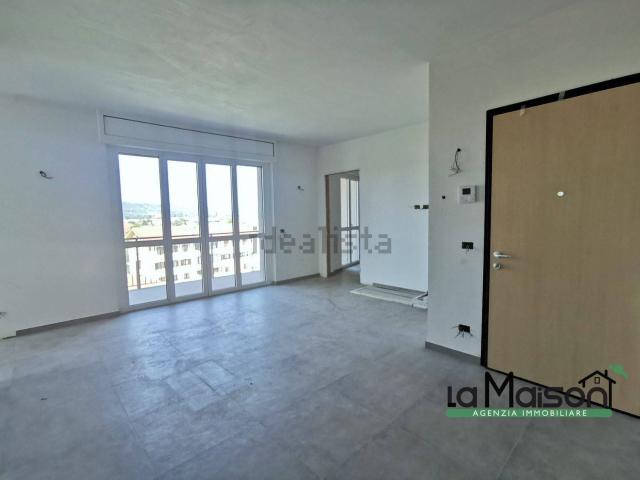 Appartamento in vendita di 140 m² in Via Carlo Botta