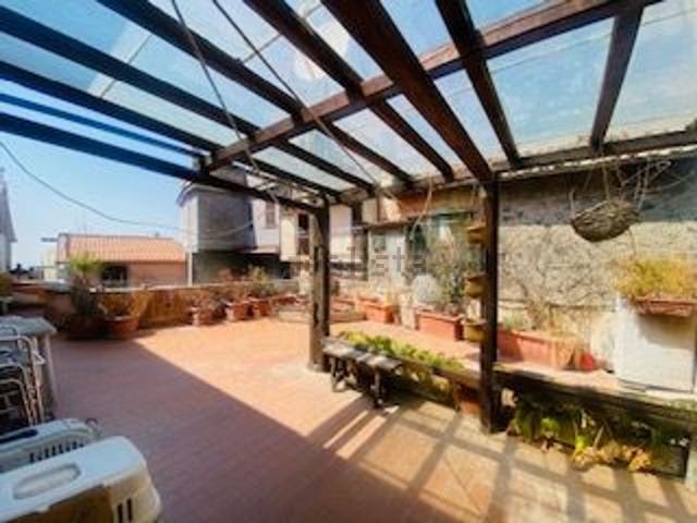 Appartamento in vendita di 140 m² in Via Chiarelli, 11