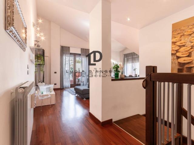 Appartamento in vendita di 140 m² in Via Antonio Canova, 9