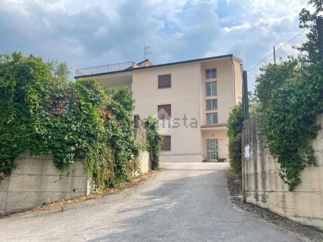 Appartamento in vendita di 140 m² in Via Antonio Cifaldi, 21