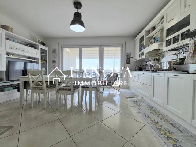 Appartamento in vendita di 140 m² in Via Antonio Guglielmi