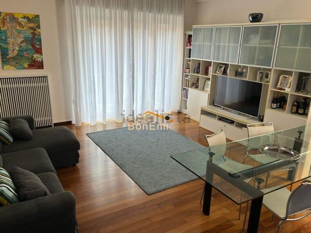 Appartamento in vendita di 140 m² in Via Angelo Butturini