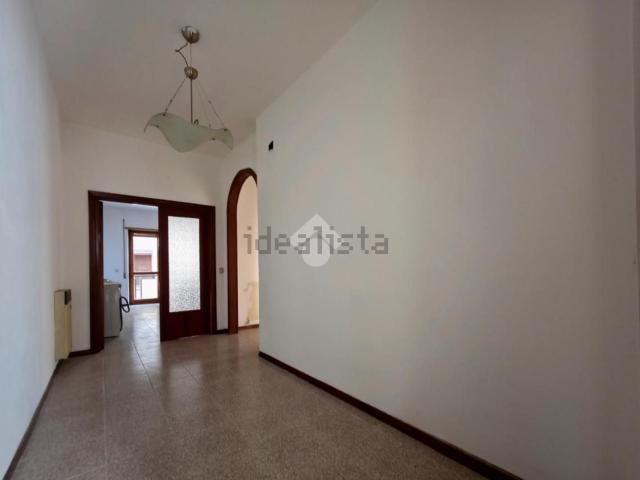 Appartamento in vendita di 140 m² in Via Angelo Costanzi, 37