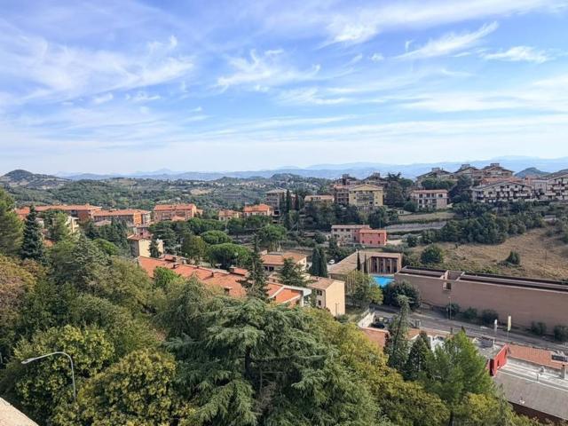 Appartamento in vendita di 140 m² in Via Alcide de Gasperi