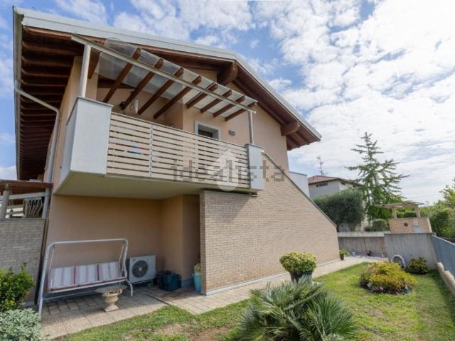 Appartamento in vendita di 140 m² in Via Alessandro Manzoni, 4