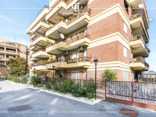 Appartamento in vendita di 140 m² in Via Alessandro Manzoni, 6