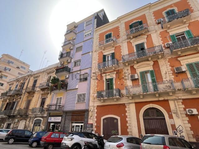 Appartamento in vendita di 140 m² in Via Alessandro Maria Calefati, 368