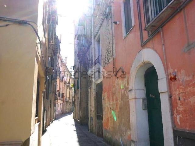 Appartamento in vendita di 140 m² in Via Armando Diaz, 35