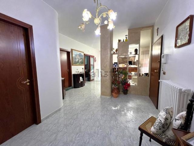 Appartamento in vendita di 140 m² in Via Ascoli Piceno