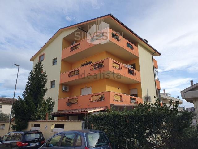 Appartamento in vendita di 140 m² in Via Aterno