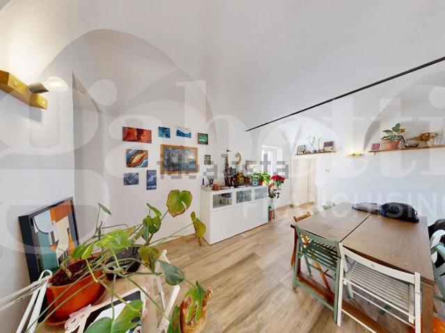 Appartamento in vendita di 140 m² in Via Bonfanti