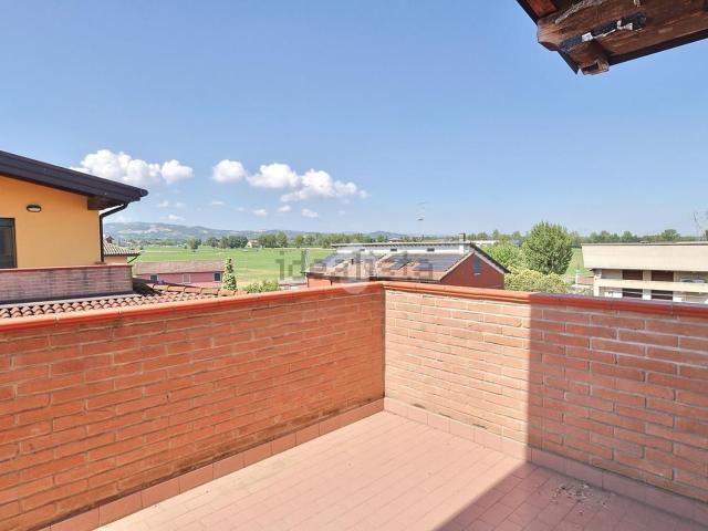 Appartamento in vendita di 140 m² in Via Bosco