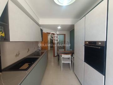 Appartamento in vendita di 140 m² in Via Bari, 38