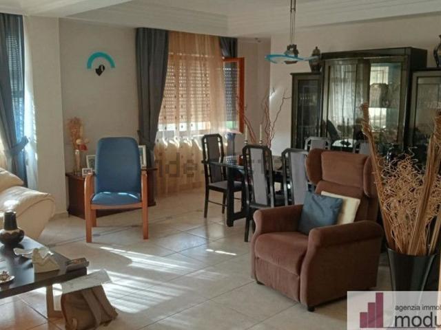 Appartamento in vendita di 140 m² in Via Bezzecca, 1