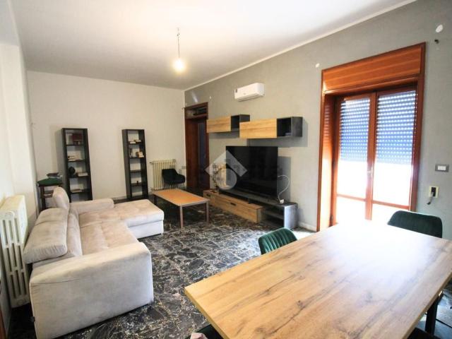Appartamento in vendita di 140 m² in Via Bruno Cantobelli, 97