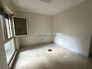 Appartamento in vendita di 140 m² in Via G. Tiraboschi