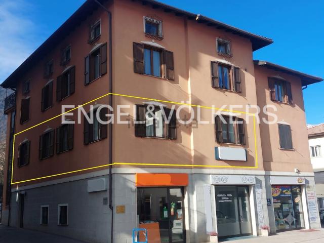 Appartamento in vendita di 140 m² in Via G. Marconi, 15