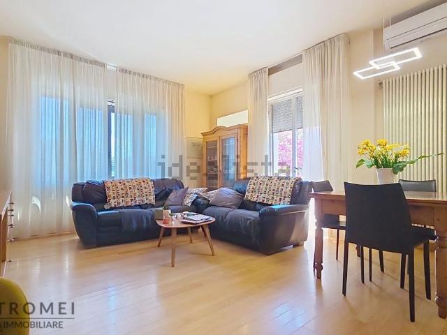 Appartamento in vendita di 140 m² in Via G. Marconi, 60