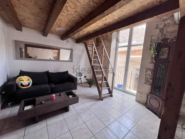 Appartamento in vendita di 140 m² in Via G. Mendozza, 8