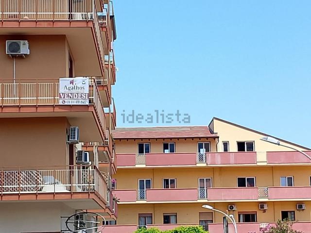 Appartamento in vendita di 140 m² in Via G. Medici, 437