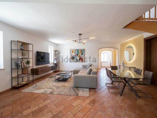 Appartamento in vendita di 140 m² in Via Garibaldi, 52