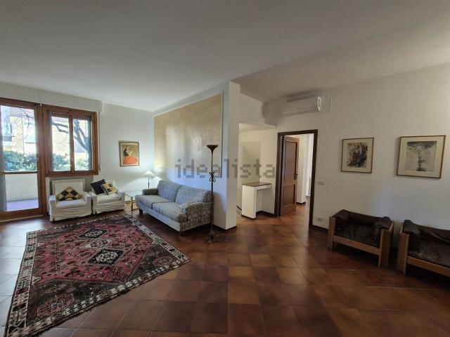 Appartamento in vendita di 140 m² in Via Giuliano Bugiardini
