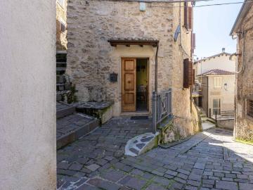 Appartamento in vendita di 140 m² in Via Giuseppe Garibaldi