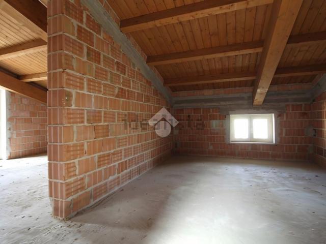 Appartamento in vendita di 140 m² in Via Giuseppe di Vittorio, 4