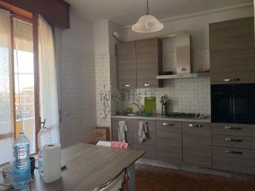 Appartamento in vendita di 140 m² in Via Giuseppe Parini