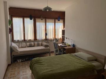 Appartamento in vendita di 140 m² in Via Giuseppe Parini