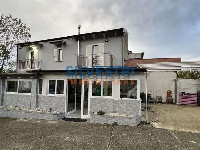 Appartamento in vendita di 140 m² in Via Giuseppe Verdi
