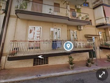 Appartamento in vendita di 140 m² in Via Giacomo Leopardi, 5
