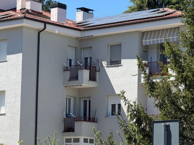 Appartamento in vendita di 140 m² in Via Giacomo Leopardi, 1