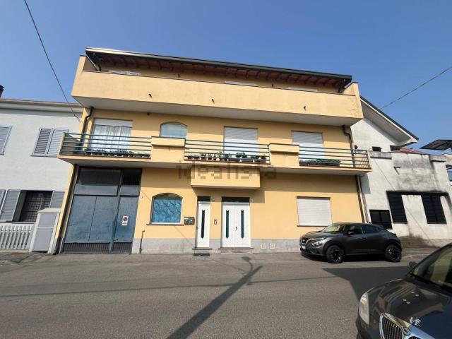 Appartamento in vendita di 140 m² in Via Giambattista Pergolesi, 35