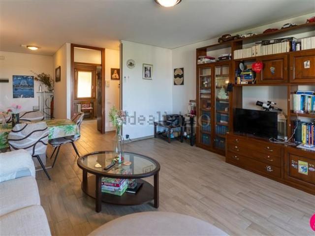 Appartamento in vendita di 140 m² in Via Giobatta Corgnali