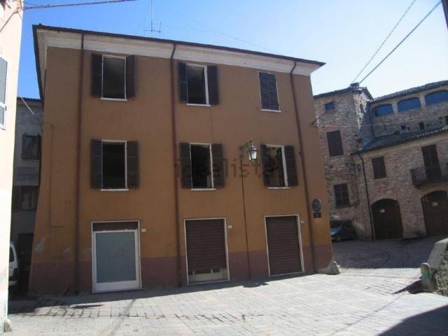 Appartamento in vendita di 140 m² in Via Giordani, 1