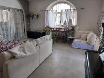 Appartamento in vendita di 140 m² in Via Giovanni Chiarini