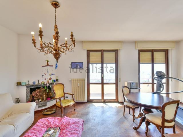 Appartamento in vendita di 140 m² in Via Giovanni Papini
