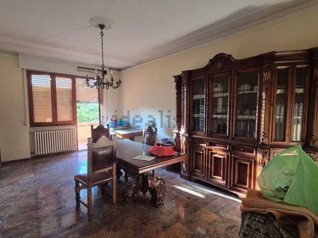 Appartamento in vendita di 140 m² in Via Giovanni XXIII