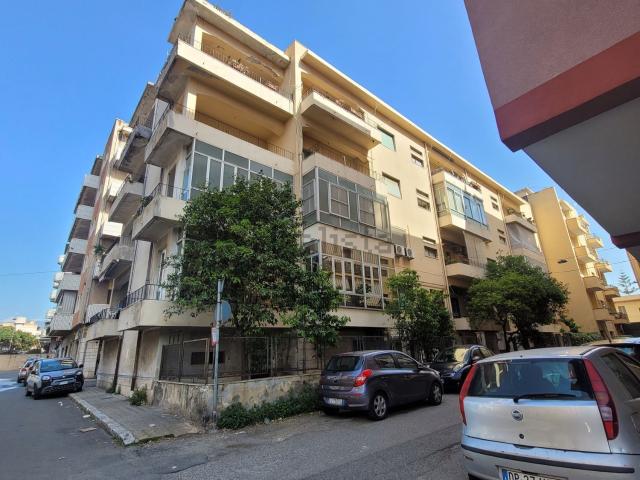 Appartamento in vendita di 140 m² in Via Graziella