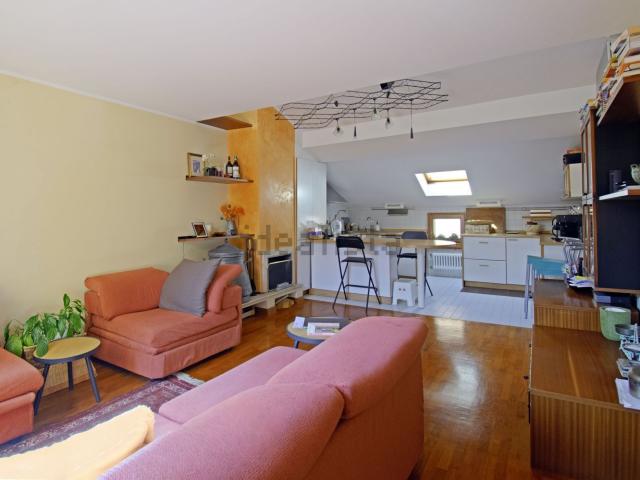 Appartamento in vendita di 140 m² in Via Guglielmo Oberdan