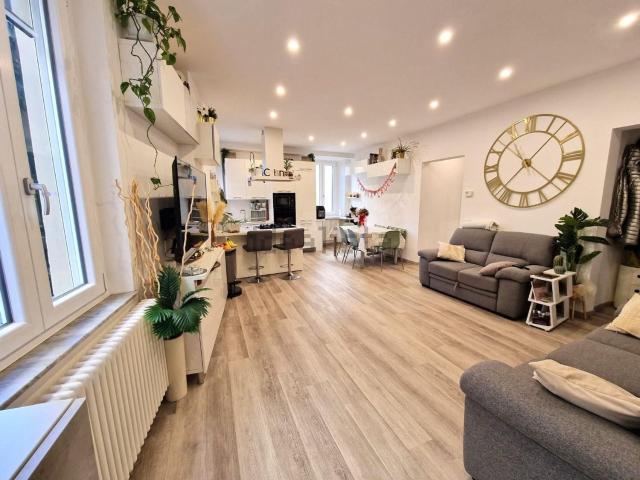 Appartamento in vendita di 140 m² in Via Guinigi