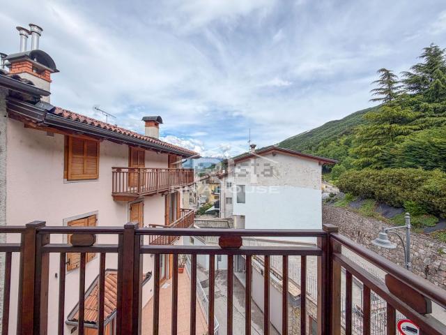 Appartamento in vendita di 140 m² in Via Donego