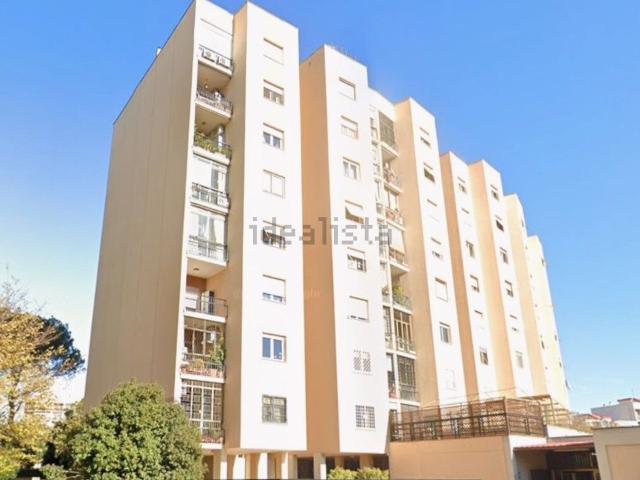 Appartamento in vendita di 140 m² in Via dei Colli della Serpentara