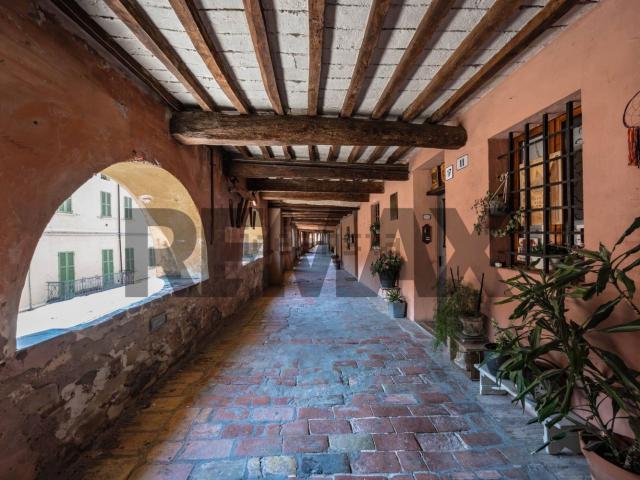 Appartamento in vendita di 140 m² in Via del Borgo, 17