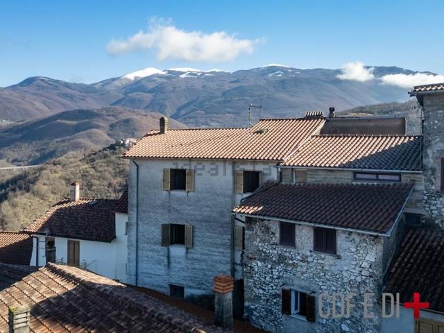 Appartamento in vendita di 140 m² in Via della carbonara