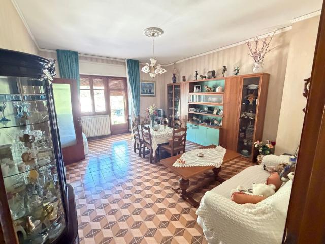 Appartamento in vendita di 140 m² in Via della Libertà, 18