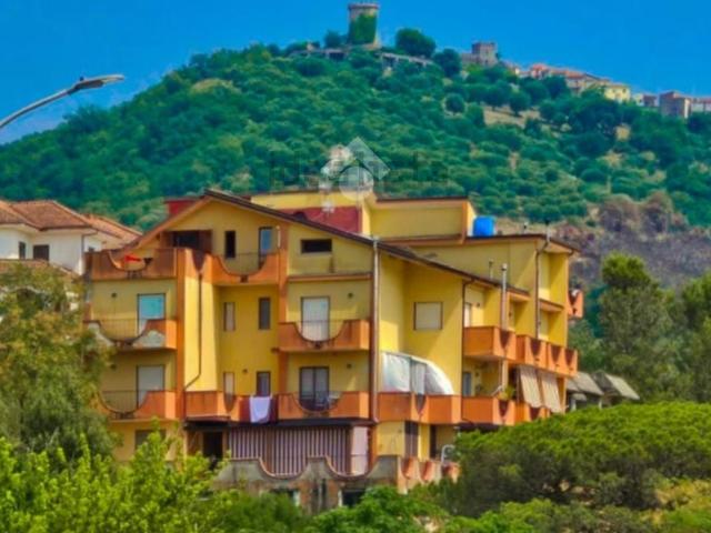 Appartamento in vendita di 140 m² in Via delle Ginestre, 1