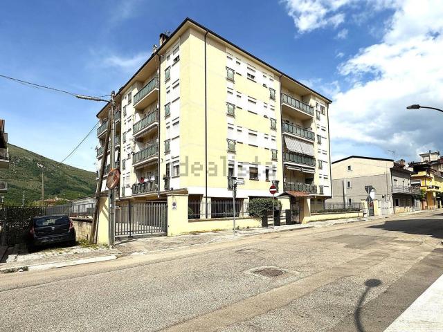 Appartamento in vendita di 140 m² in Via delle Olimpiadi, 3